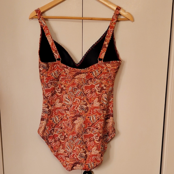 Sundance One Piece Swimsuit - Picture 4 of 5